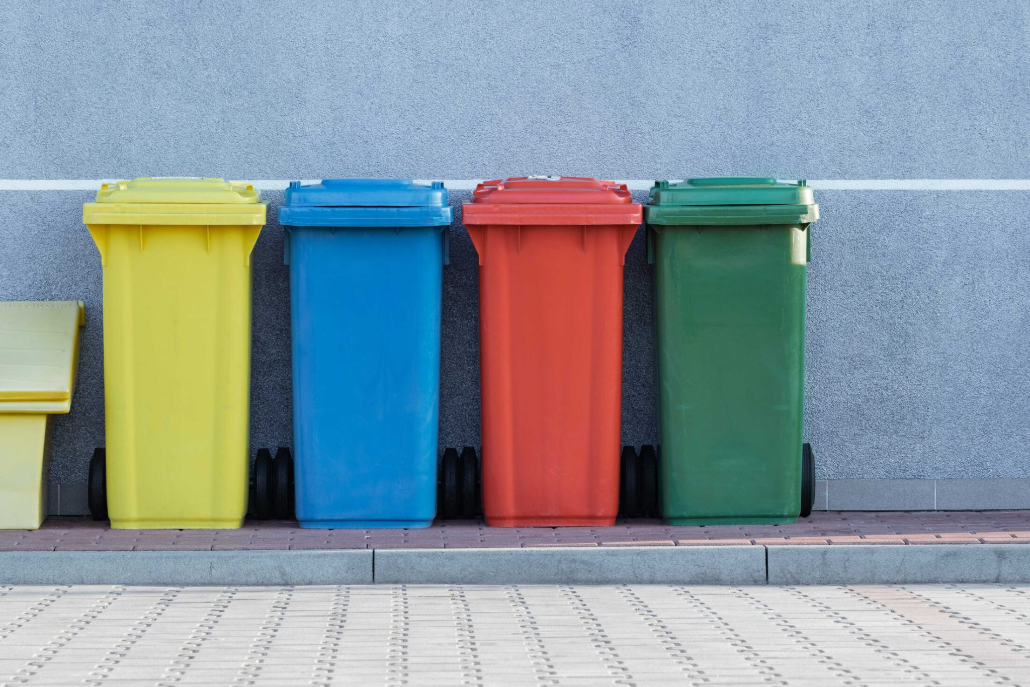 How To Know Your Neighbours Aren’t Doing Well By What’s In Their Garbage